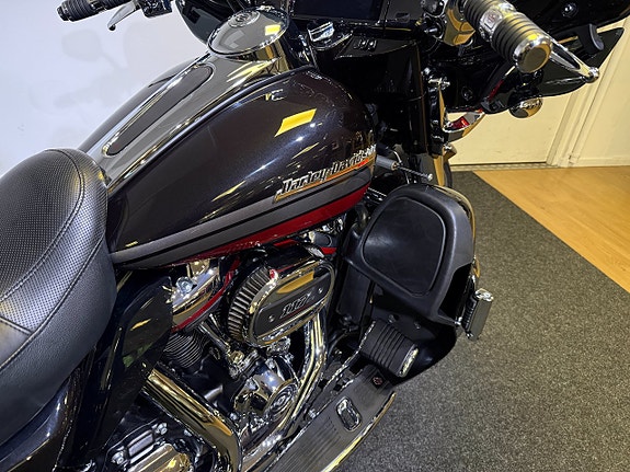 Harley-Davidson CVO Tri-Glide /B-körkort/FLHTCUTGSE/Summer Sale 8 of 11