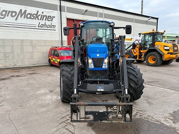 New Holland 0.99% ränta T 5.115 EC 3 of 24
