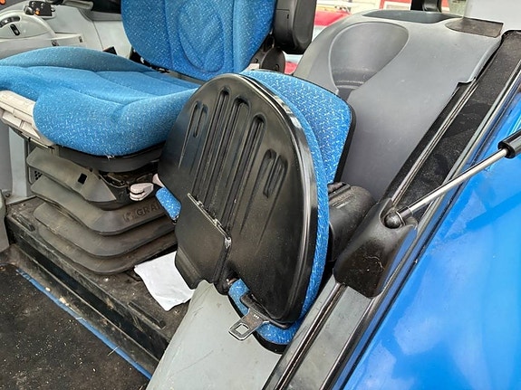 New Holland 0.99% ränta T 5.115 EC 21 of 24