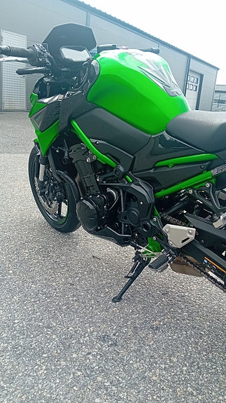 Kawasaki Z900 5 of 5