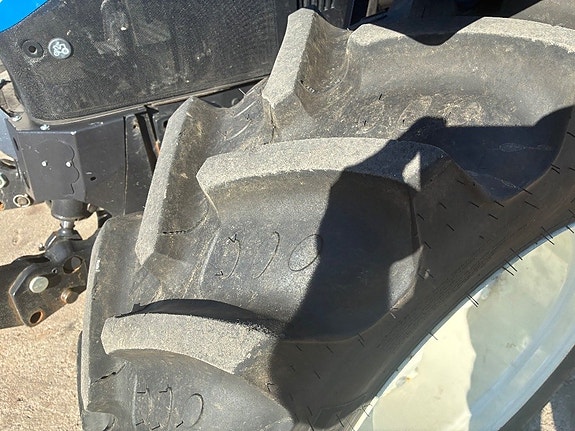 New Holland T 5.90 S 11 of 23