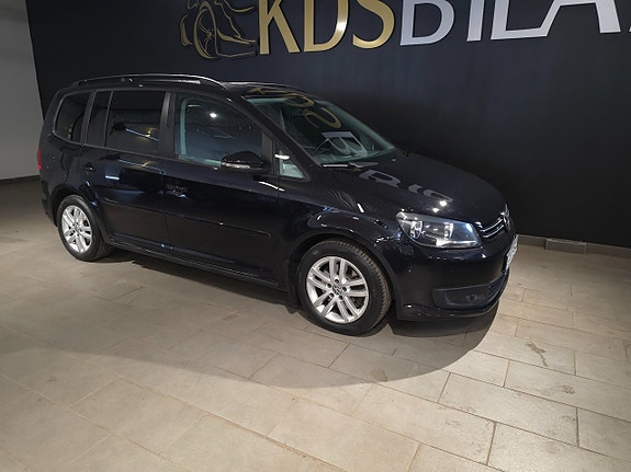 Volkswagen Touran 6 of 17