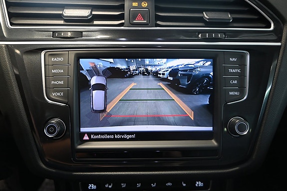 Volkswagen Tiguan 23 of 25