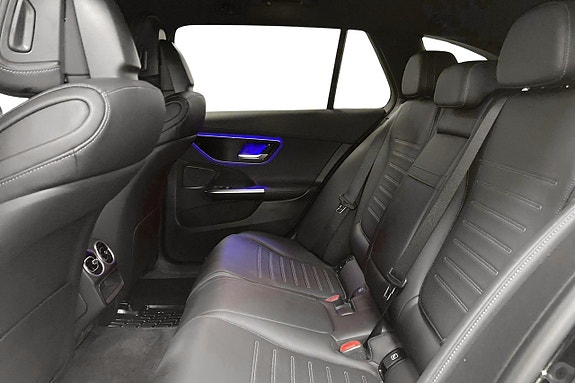 Mercedes-Benz C300 10 of 17