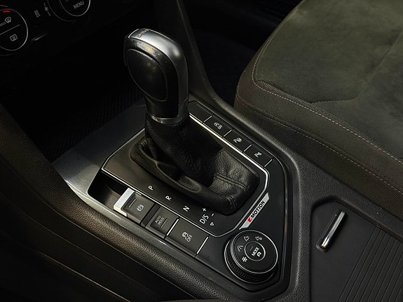 Volkswagen Tiguan 13 of 24