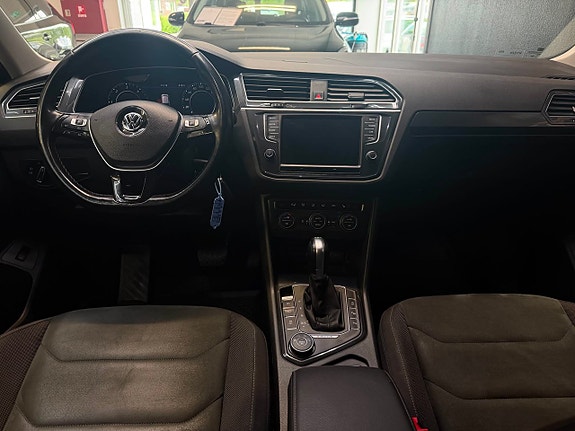 Volkswagen Tiguan 8 of 24