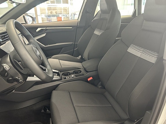 Audi A3 8 of 18