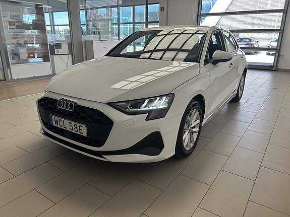 Audi A3 3 of 5