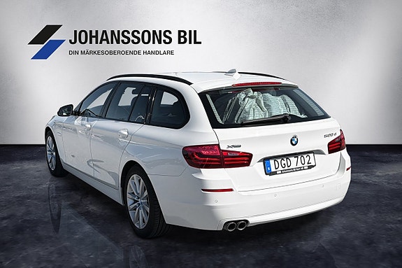 BMW 520d 3 of 5