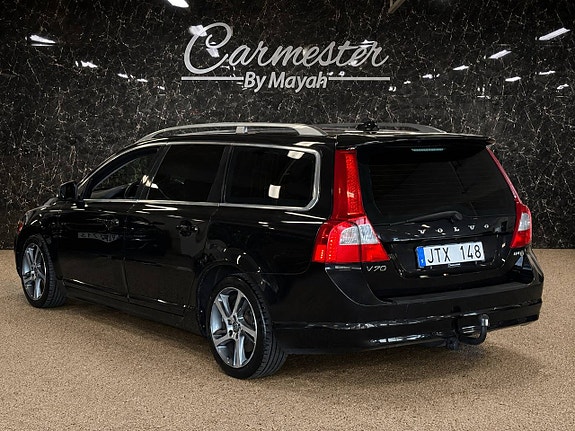 Volvo V70 3 of 5