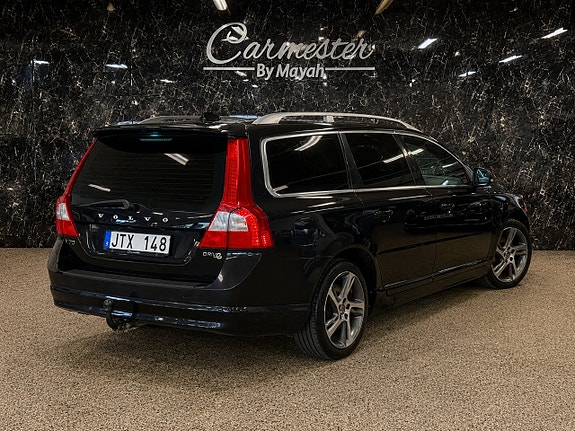 Volvo V70 4 of 5