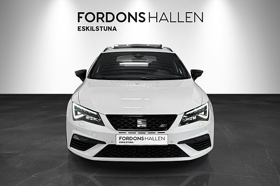 Seat Leon 3 of 5