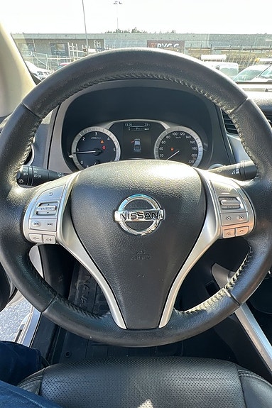 Nissan Navara 15 of 28
