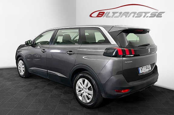 Peugeot 5008 3 of 5
