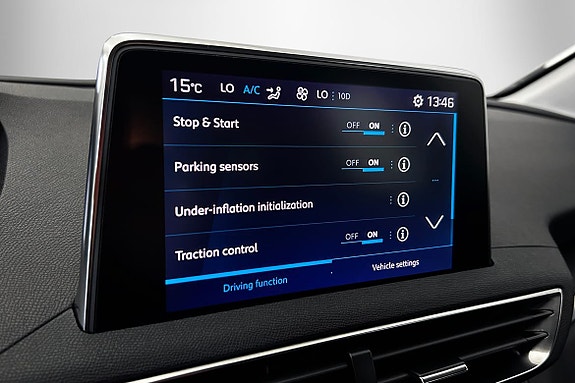 Peugeot 5008 8 of 23