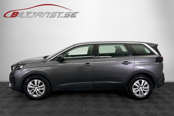Peugeot 5008 2 of 5