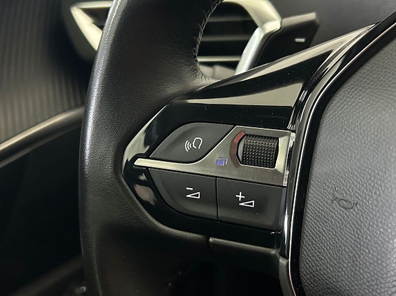 Peugeot 5008 21 of 23