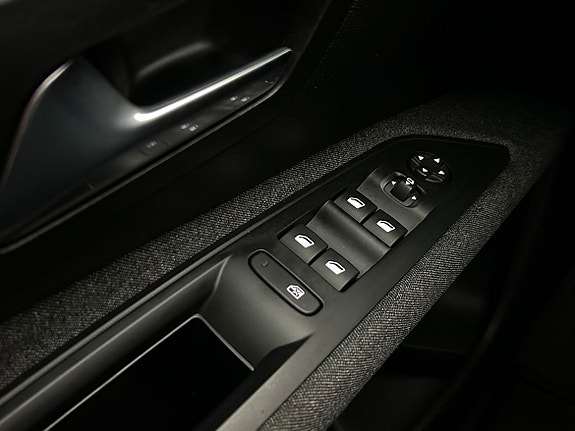 Peugeot 5008 23 of 23