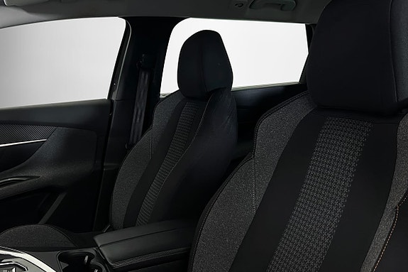 Peugeot 5008 5 of 5