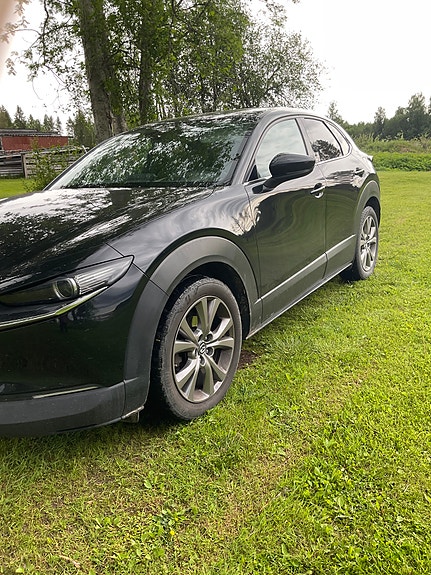 Mazda CX-30 7 of 9