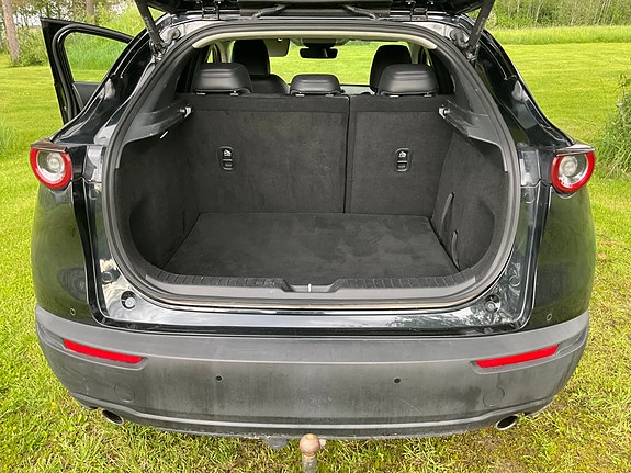 Mazda CX-30 3 of 9