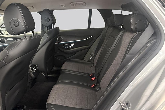 Mercedes-Benz E220 d 9 of 14