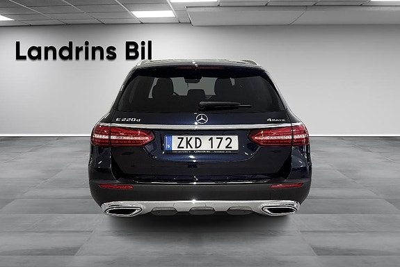 Mercedes-Benz E220 d 5 of 5