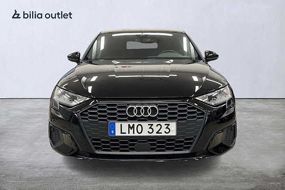 Audi A3 8 of 21