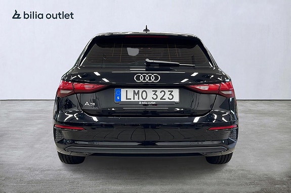 Audi A3 4 of 21