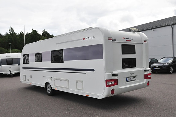 Adria ALPINA 663UK Förtält Isabella AC Barnkammare 5 of 17