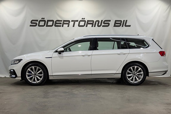 Volkswagen Passat 3 of 5