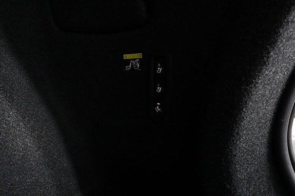 Volvo XC40 15 of 17