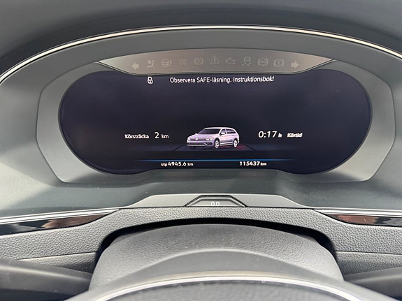 Volkswagen Passat Alltrack 18 of 18