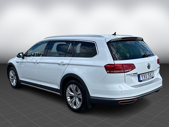 Volkswagen Passat Alltrack 5 of 5