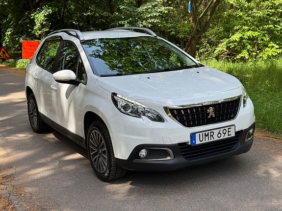 Peugeot 2008 3 of 5