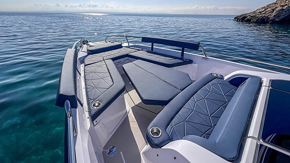 Axopar 29 XC Cross Cabin - 2026 7 of 30