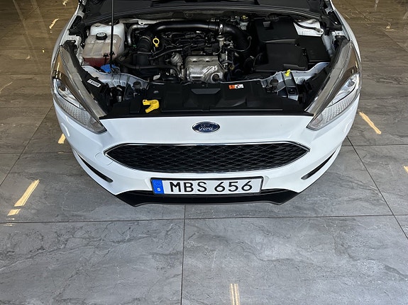 Ford Focus 10 of 19