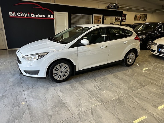 Ford Focus 3 of 5