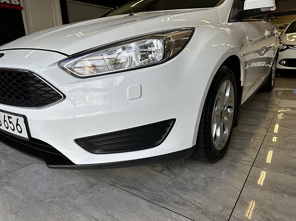 Ford Focus 6 of 19