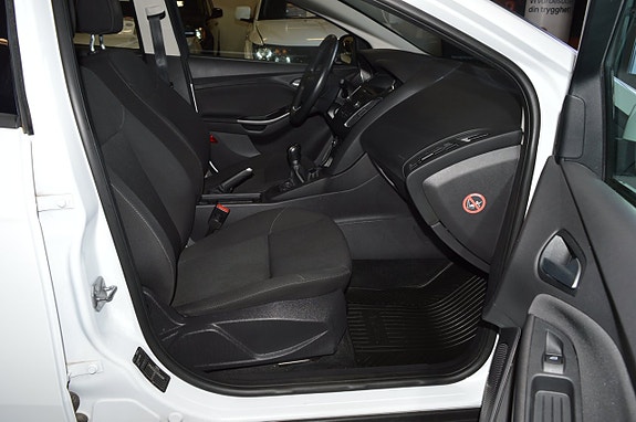 Ford Focus 15 of 19