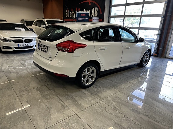 Ford Focus 4 of 19