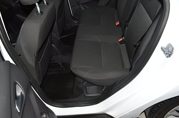 Ford Focus 17 of 19