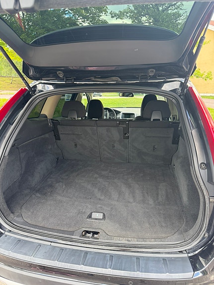 Volvo XC60 5 of 5