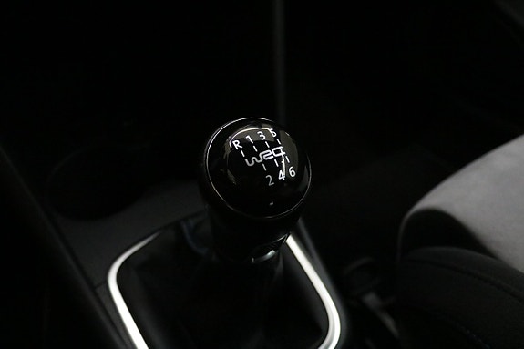 Volkswagen Polo 24 of 24