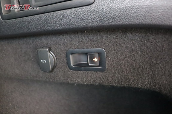 Volkswagen Passat 21 of 22