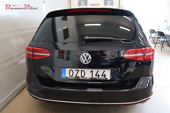 Volkswagen Passat 4 of 5
