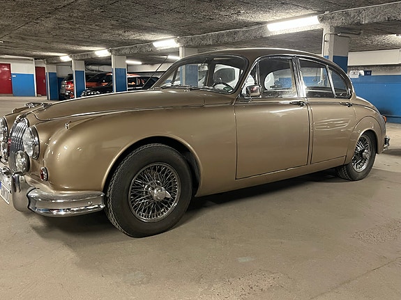 Jaguar MK. II 4 of 5
