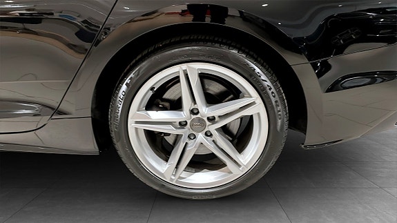 Audi A5 6 of 13