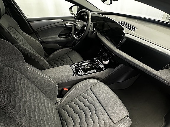 Audi A6 10 of 15