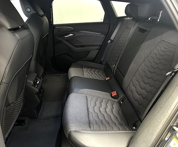 Audi A6 7 of 15